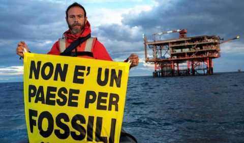 ''Petrolio'', in un documentario ''l'affare trivelle